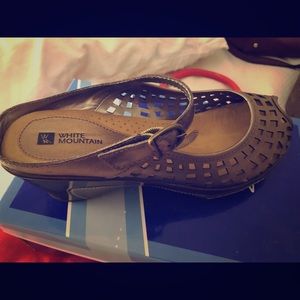 Bronze/gunmetal leather wedge sandal